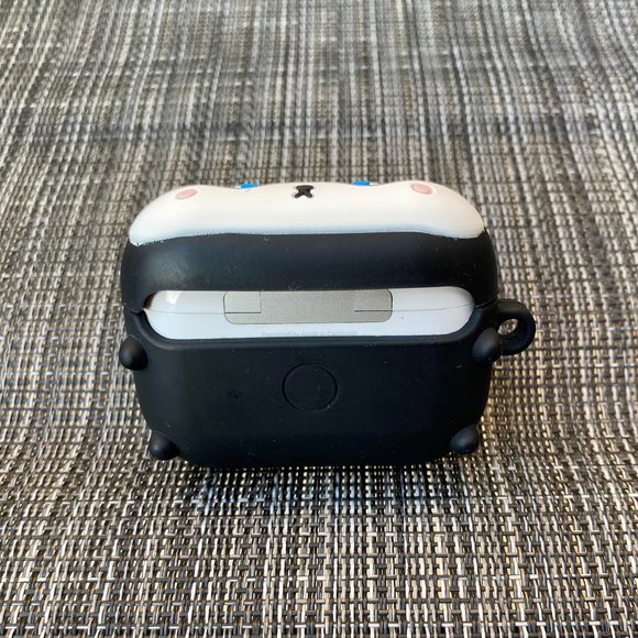 Airpods Pro 1st Gen Silicone Case (Dog) - Picture 3 of 4